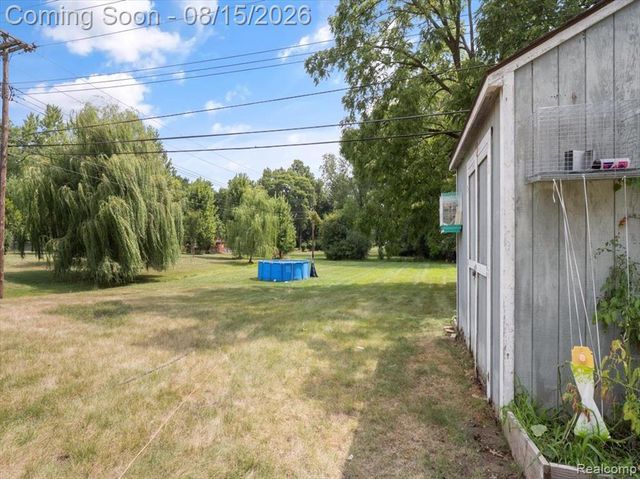 5660 Wright Drive, Troy, MI 48098