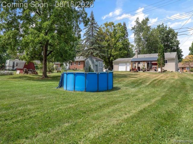 5660 Wright Drive, Troy, MI 48098