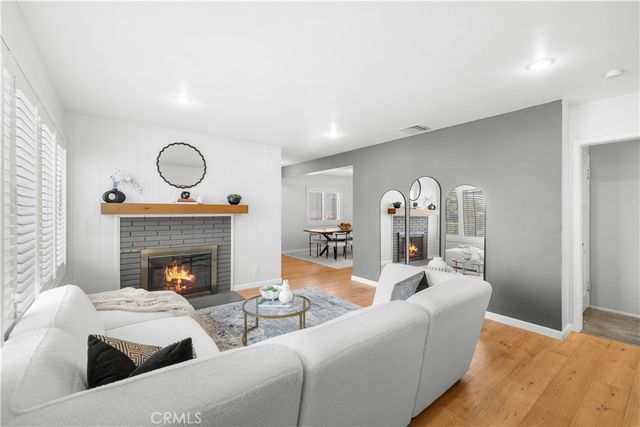 1713 N Pepper, Burbank, CA 91505
