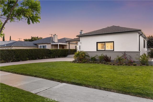 1713 N Pepper, Burbank, CA 91505