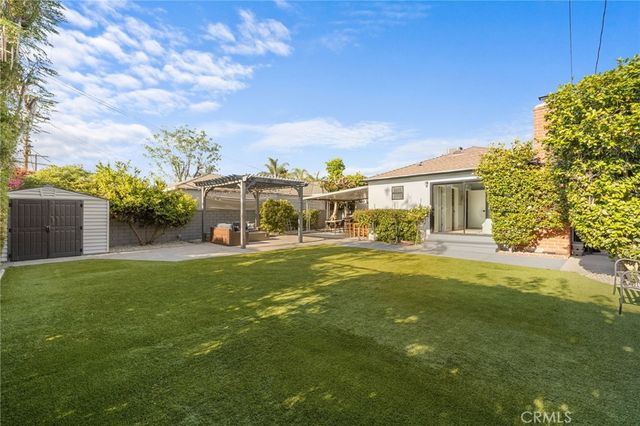 1713 N Pepper, Burbank, CA 91505