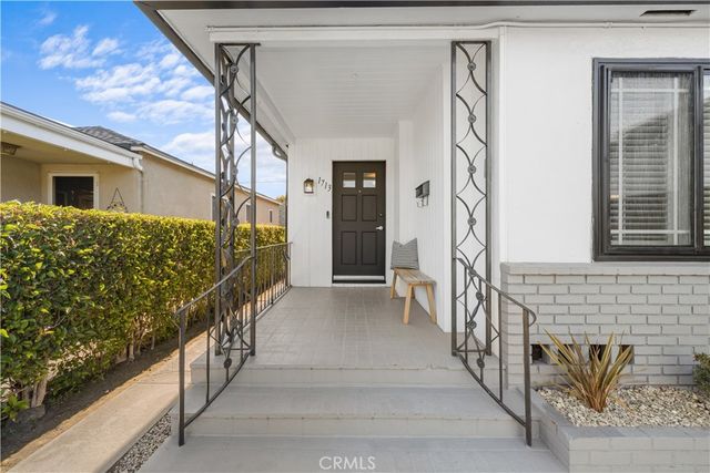 1713 N Pepper, Burbank, CA 91505