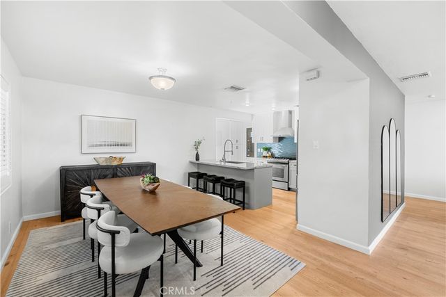 1713 N Pepper, Burbank, CA 91505