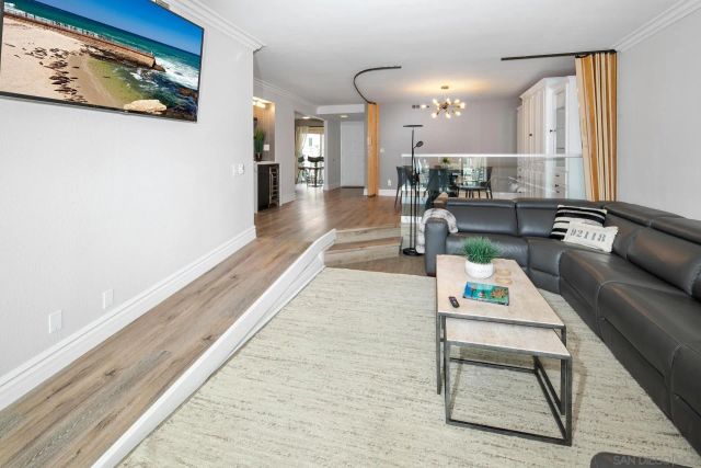 87 Kingston Ct, Coronado, CA 92118