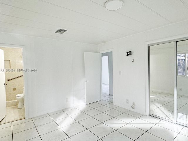 2982 NW 95th St, Miami, FL 33147