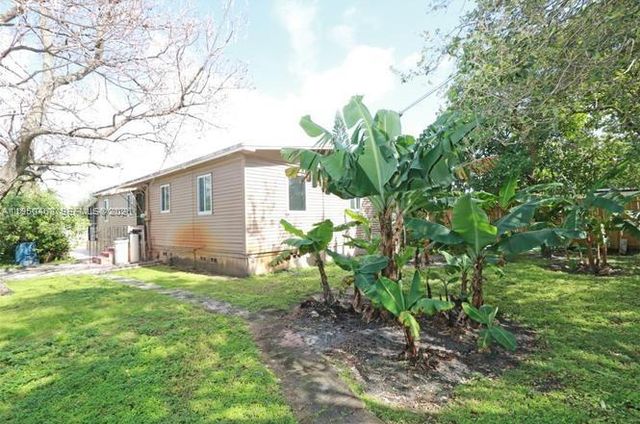 2982 NW 95th St, Miami, FL 33147