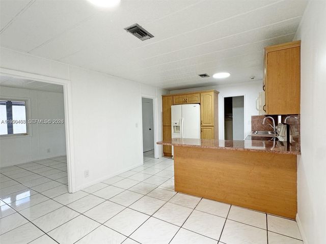 2982 NW 95th St, Miami, FL 33147