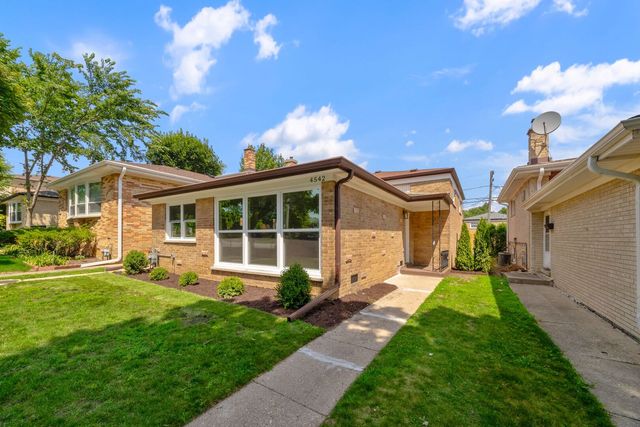 4542 Church Street, Skokie, IL 60076