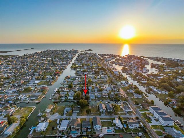13912 SOMMERS AVENUE, Hudson, FL 34667