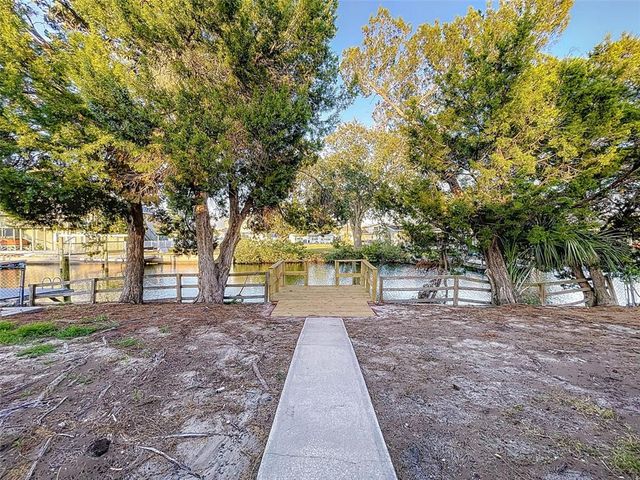 13912 SOMMERS AVENUE, Hudson, FL 34667
