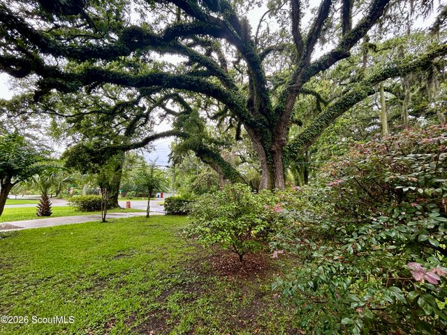200 Reynolds Street, Brunswick, GA 31520