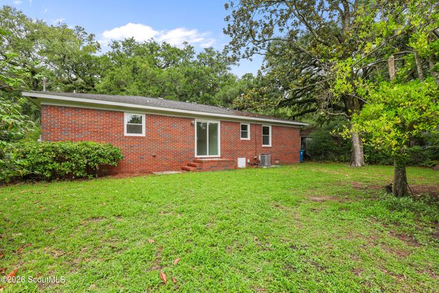 200 Reynolds Street, Brunswick, GA 31520