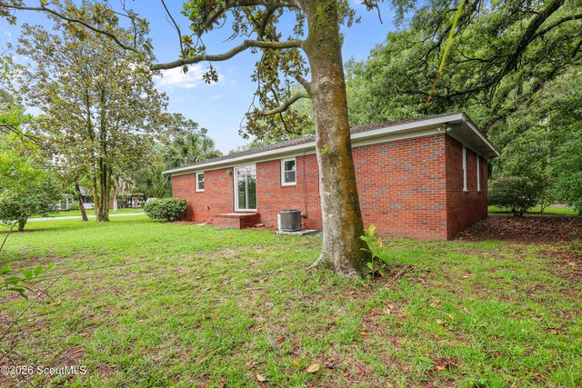 200 Reynolds Street, Brunswick, GA 31520
