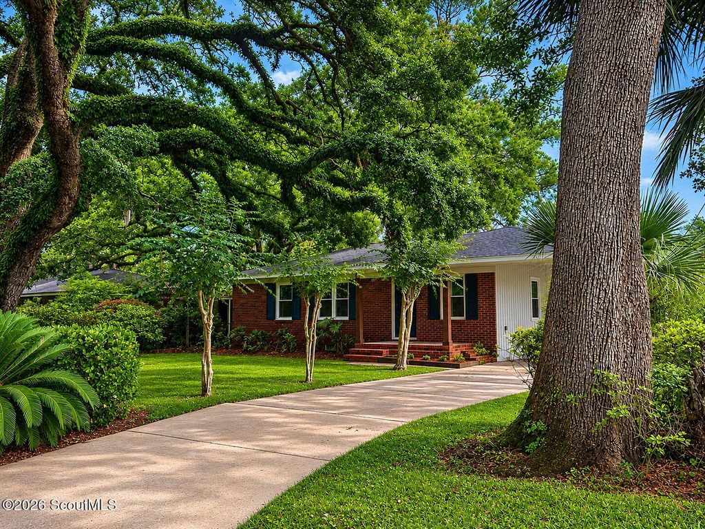 200 Reynolds Street, Brunswick, GA 31520
