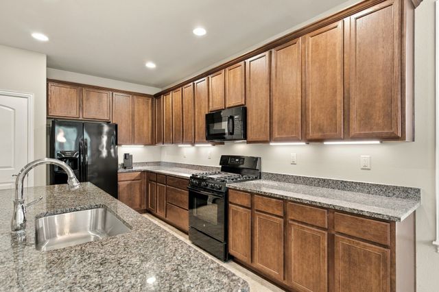 10304 Claystone Drive, Denton, TX 76207