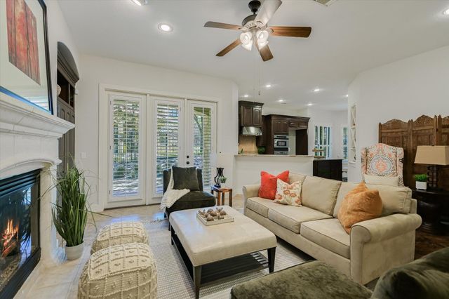 1036 Liberty Park DR 23, Austin, TX 78746