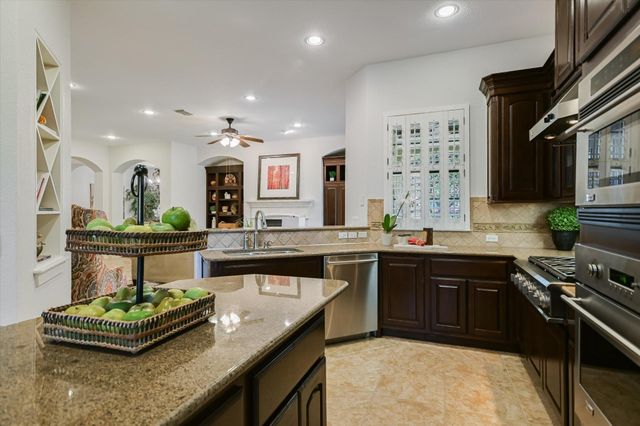 1036 Liberty Park DR 23, Austin, TX 78746
