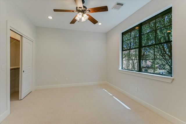 1036 Liberty Park DR 23, Austin, TX 78746