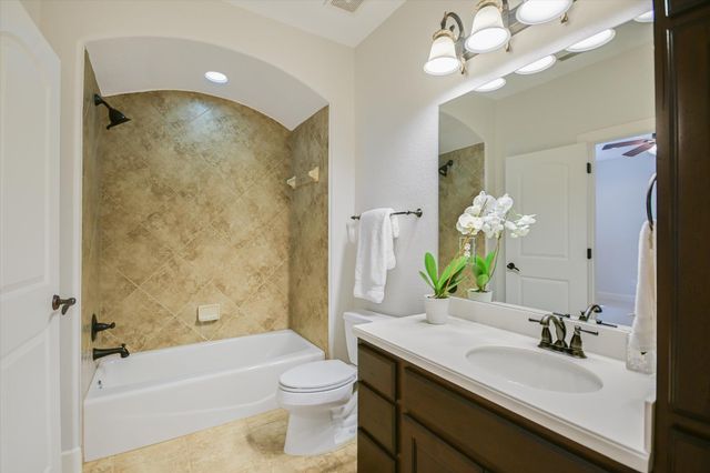 1036 Liberty Park DR 23, Austin, TX 78746