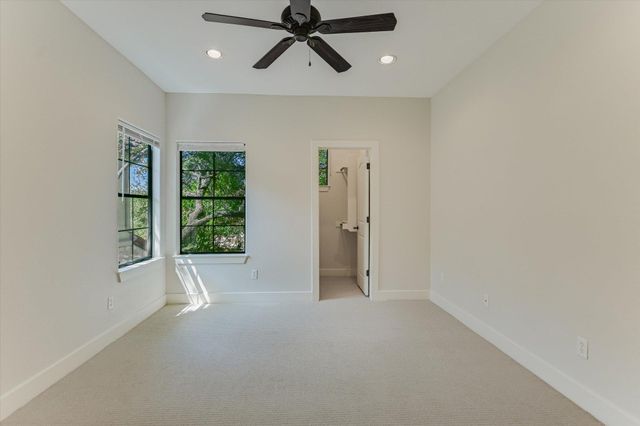 1036 Liberty Park DR 23, Austin, TX 78746