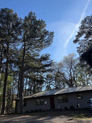 40 E Mountain Drive, Eureka Springs, AR 72632