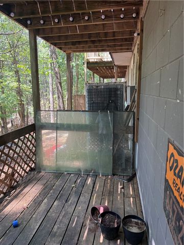 40 E Mountain Drive, Eureka Springs, AR 72632