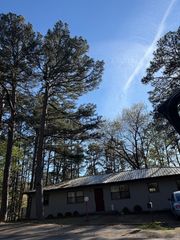 40 E Mountain Drive, Eureka Springs, AR 72632