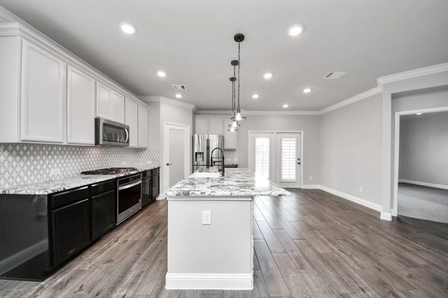 11650 Tranquility Summit Drive, Cypress, TX 77433