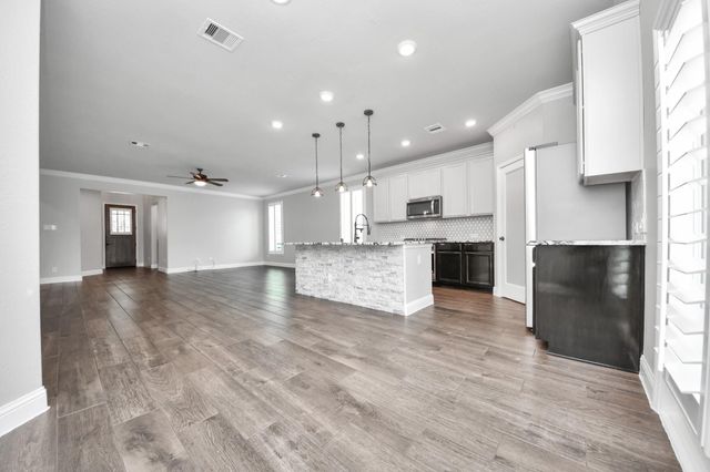 11650 Tranquility Summit Drive, Cypress, TX 77433