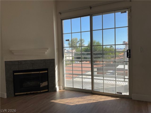 3318 North Decatur Boulevard 2112, Las Vegas, NV 89130