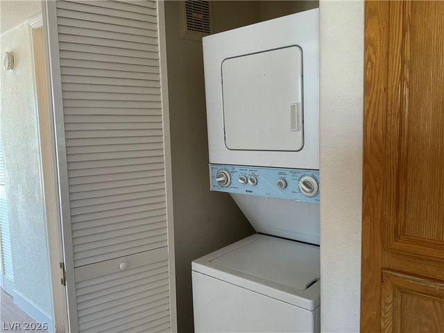 3318 North Decatur Boulevard 2112, Las Vegas, NV 89130