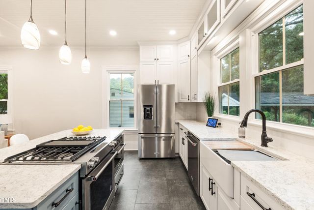 915 S 3rd Street, Sanford, NC 27330