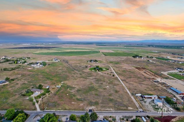 9661 W Kuna Rd., Kuna, ID 83634