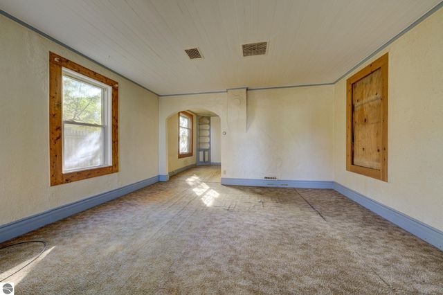 617 Second Street, Traverse City, MI 49684