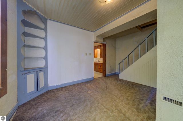 617 Second Street, Traverse City, MI 49684