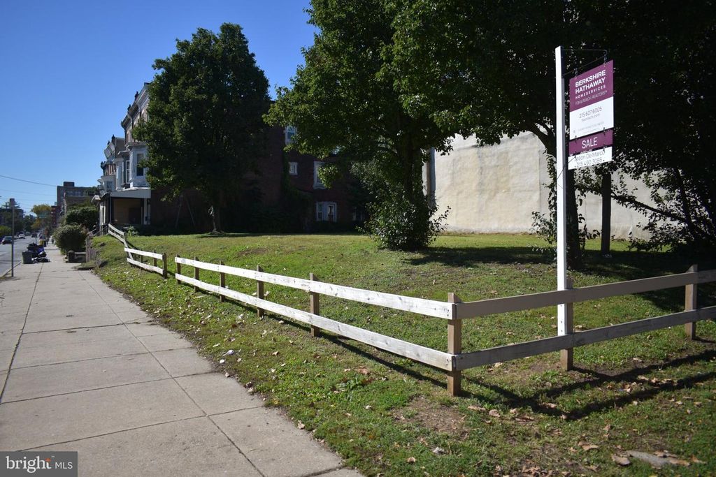 1700 W ERIE AVE, PHILADELPHIA, PA 19140 — exterior