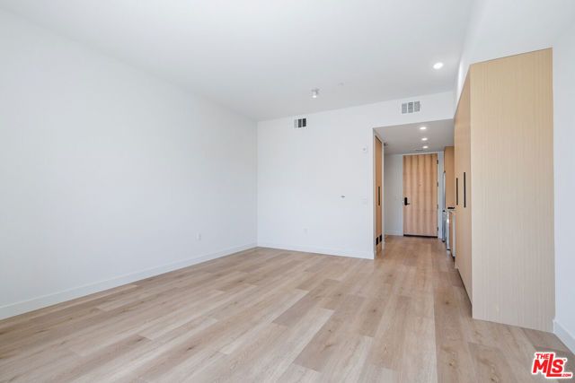 3555 Overland Avenue 404, Los Angeles, CA 90034