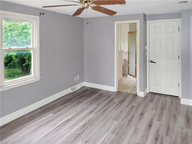 13327 Donnelly Avenue, Grandview, MO 64030