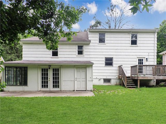 13327 Donnelly Avenue, Grandview, MO 64030