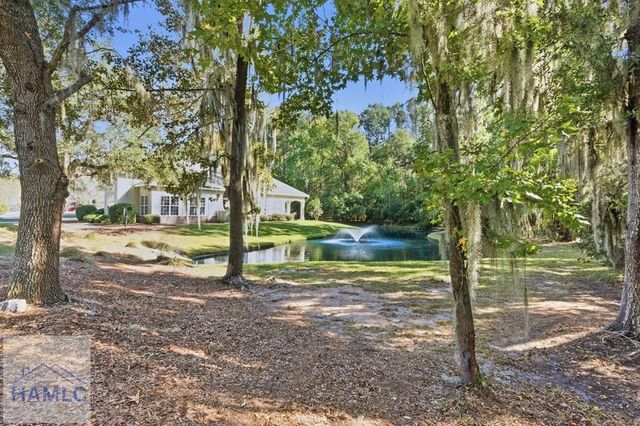 11 Wild Heron Villas Road, Savannah, GA 31419