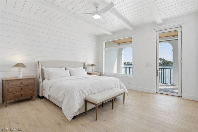 4000 Gulf Shore BLVD N 3000, Naples, FL 34103