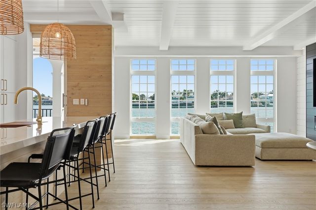 4000 Gulf Shore BLVD N 3000, Naples, FL 34103