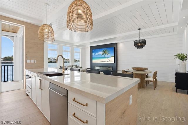 4000 Gulf Shore BLVD N 3000, Naples, FL 34103