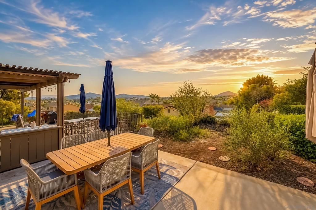 1318 Gary Ln, Escondido, CA 92026 — photo 2