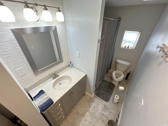 2951 N Lakeshore Drive, Monticello, IN 47960