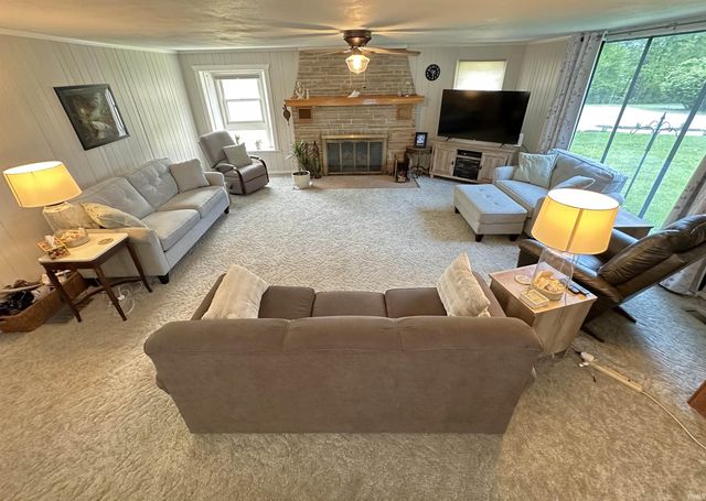 2951 N Lakeshore Drive, Monticello, IN 47960