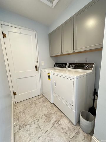 2951 N Lakeshore Drive, Monticello, IN 47960