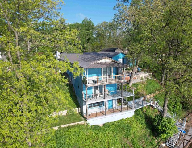 2951 N Lakeshore Drive, Monticello, IN 47960