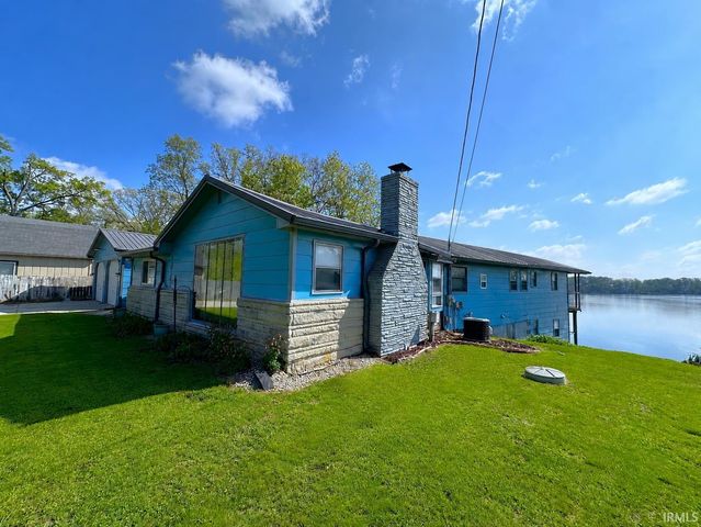 2951 N Lakeshore Drive, Monticello, IN 47960