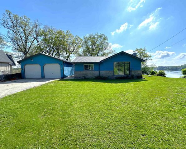 2951 N Lakeshore Drive, Monticello, IN 47960